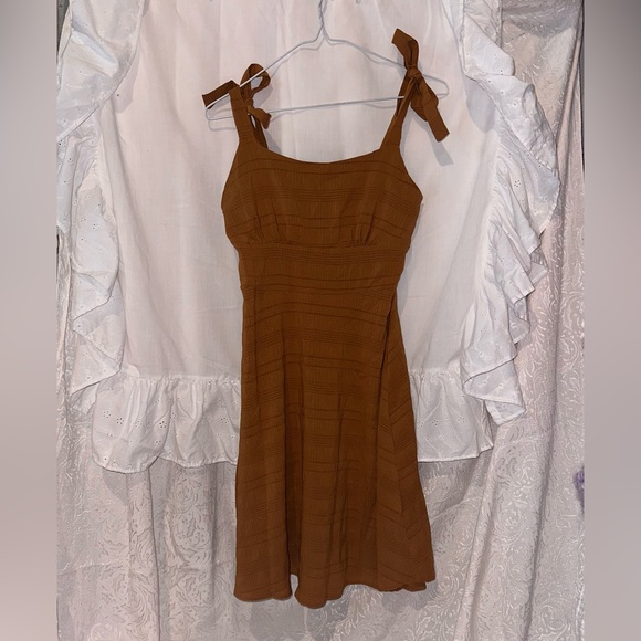 Burnt Orange/ Brown Dress w/ Tie Up Straps - Picture 5 of 9
